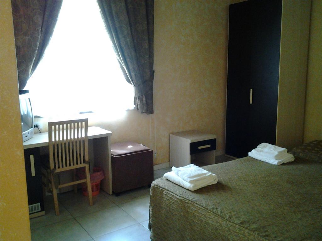 Daniel's Roma
